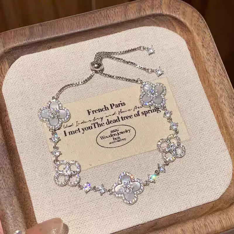 Viral Blommy Bracelet